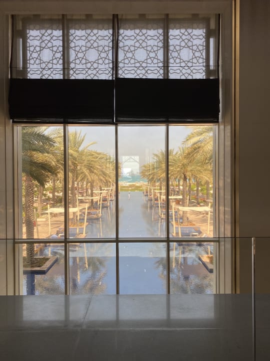 Pool Park Hyatt Abu Dhabi Hotel and Villas