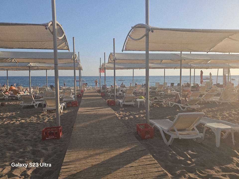 Strand J'adore Deluxe Hotel & Spa