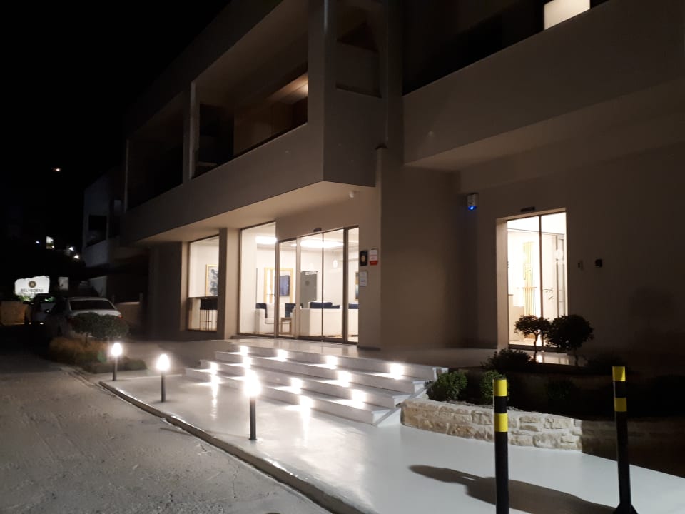 Lobby Belvedere Apartments & Spa