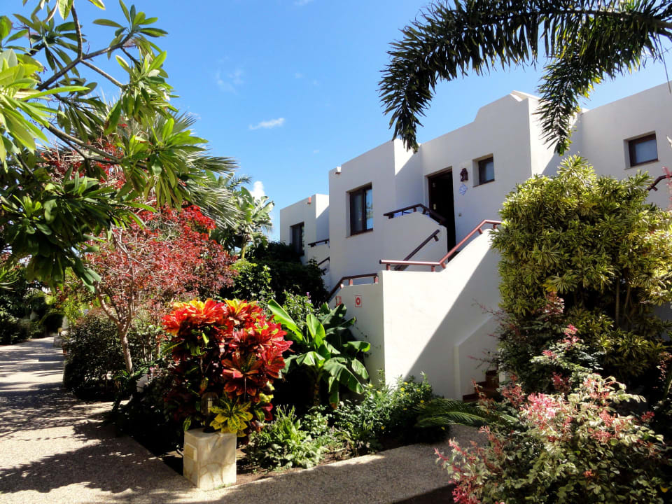 Gebäude der Hotelanlage Alua Suites Fuerteventura