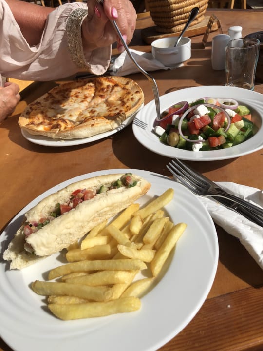 Gastro Three Corners Equinox Beach Resort