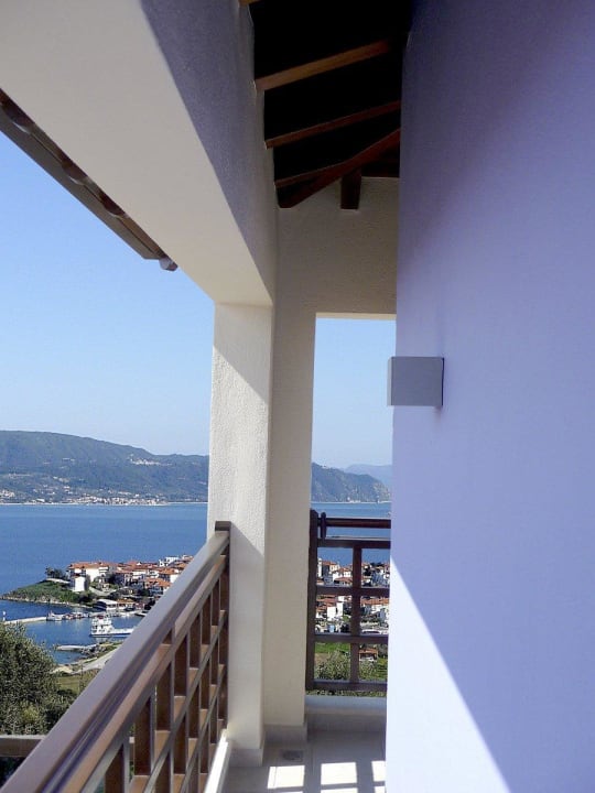 HelianthuS OutsidE Guesthouse Helianthus