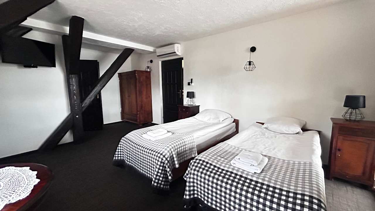 Zimmer Hotel Gospoda pod Czarnym Łabędziem