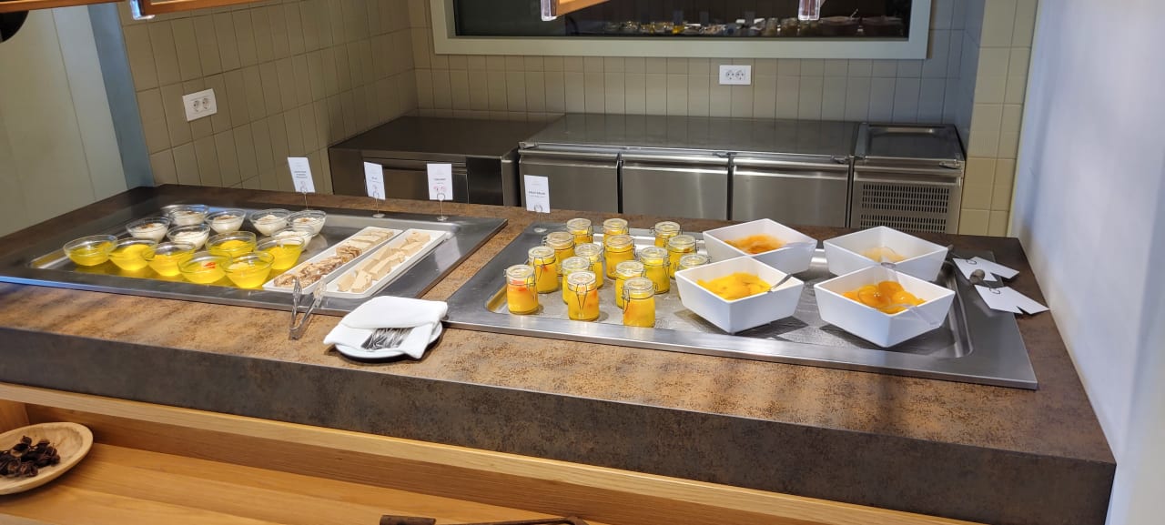 Gastro Hotel Kakkos Bay