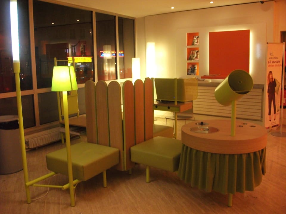 Lobby mit Internet ibis Styles Hotel Paris Gare de l'Est Château Landon