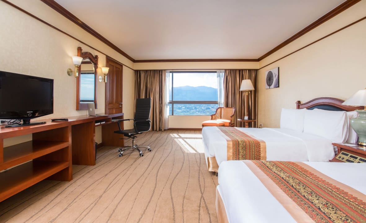 Zimmer Centara Riverside Hotel Chiang Mai