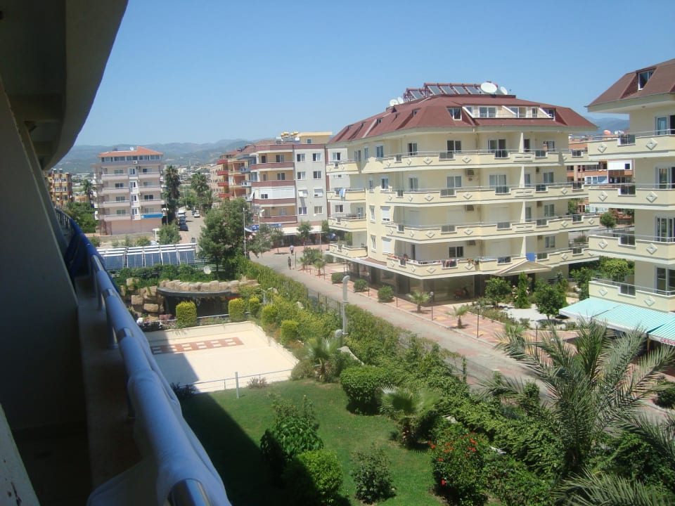 Вид с балкона Timo Deluxe Resort