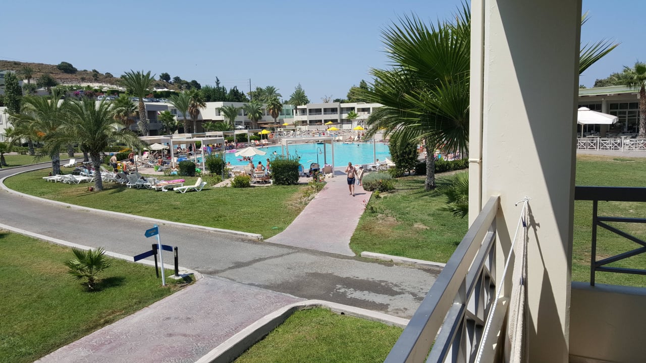Bett Kipriotis Maris Suites