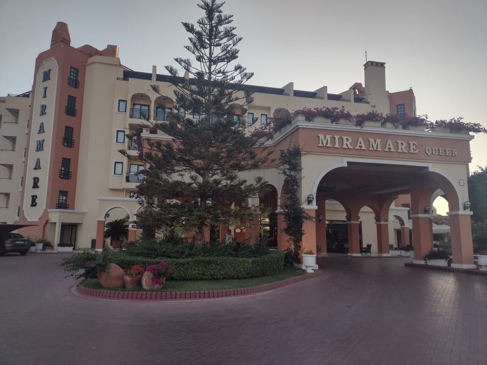 Außenansicht Miramare Queen Hotel