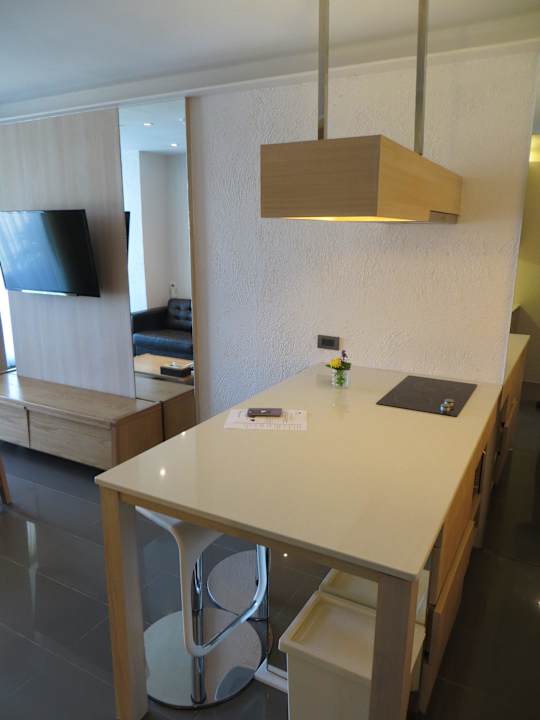 Esstisch Balcony Seaside Serviced Apartments