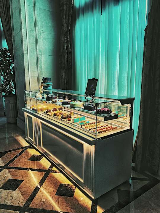 Lobby The Leela Palace New Delhi