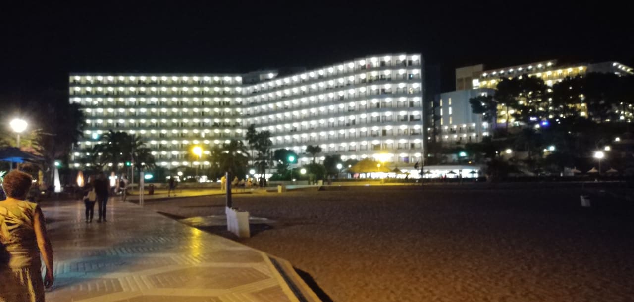 Außenansicht Hotel Vibra Beverly Playa