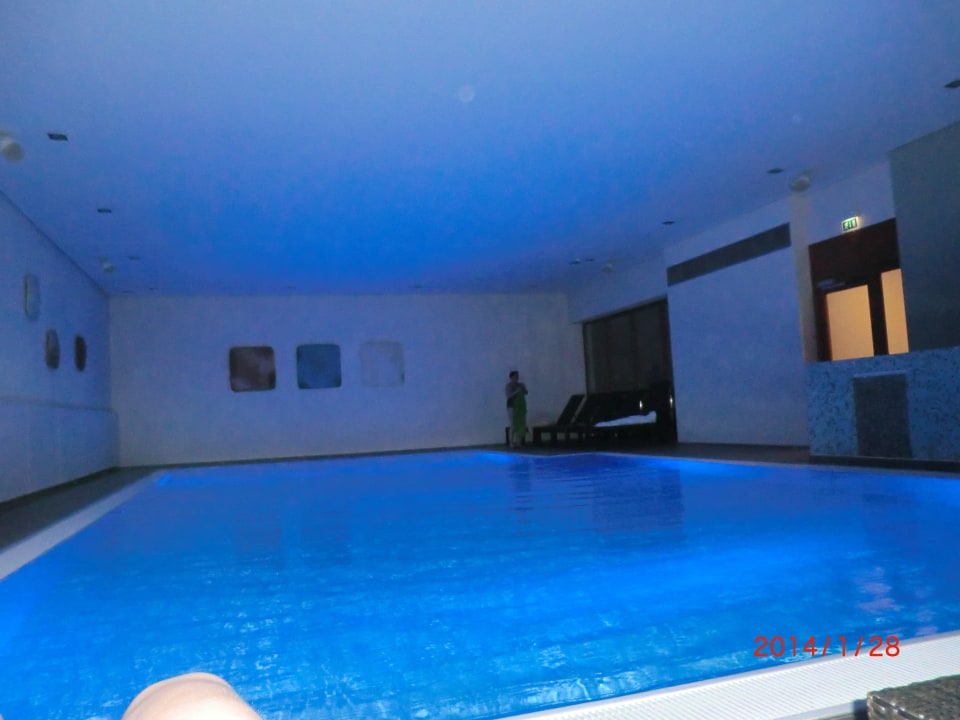 ..und das ist ein schlechtes Foto vom Pool! Hotel Zugbrücke Grenzau