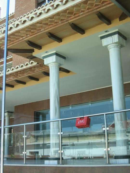 Poolbereich Hotel AH Granada Palace