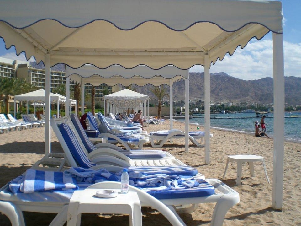 Strandliegen Hotel InterContinental Aqaba