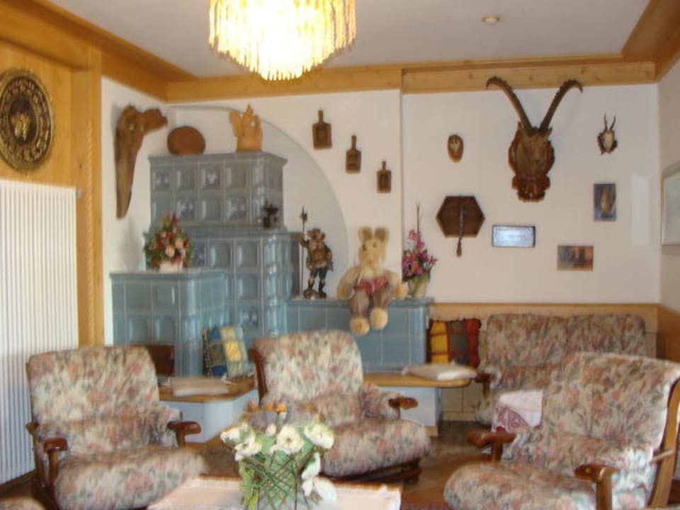 Altra sala con stufa ad ole Hotel Belsoggiorno