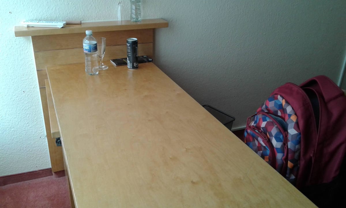 Schreibtisch Hotel Glockengasse