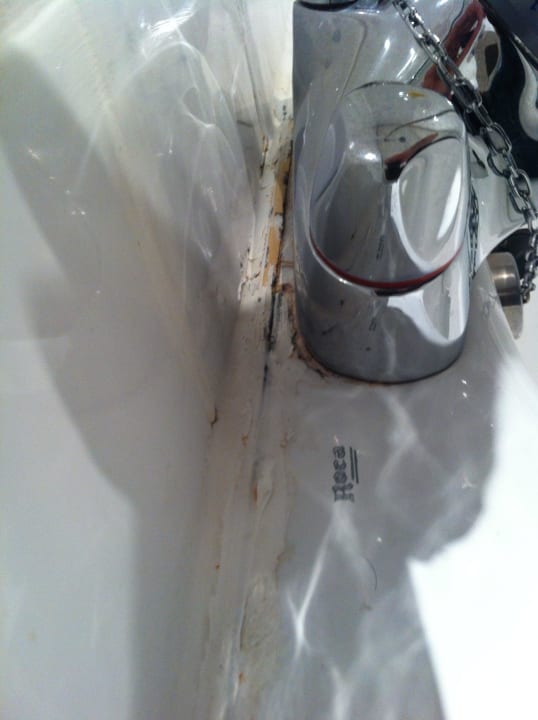 Crasse sur le lavabo Mercure Glasgow City Hotel