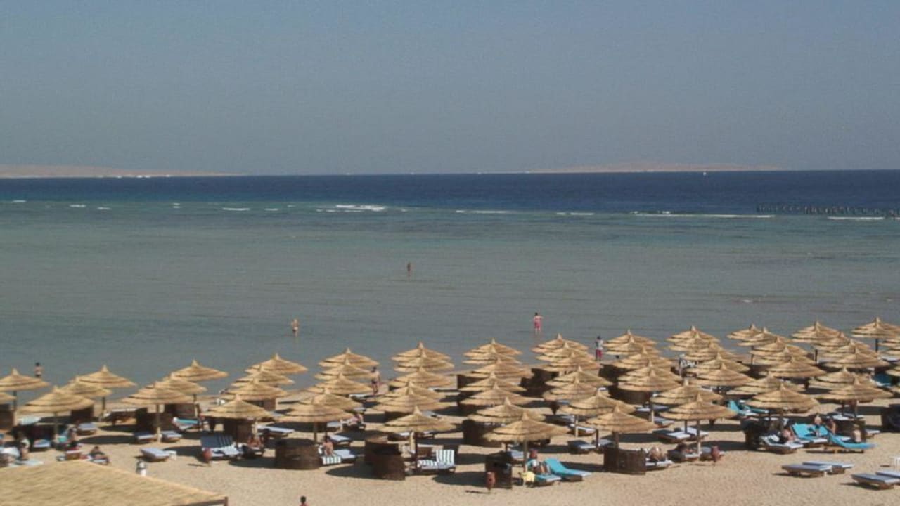 Strand von Oben Titanic Beach Spa & Aqua Park