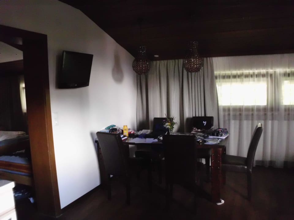 Essbereich Dahoam by Sarina - Hotel & Suites