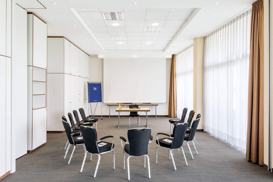 Meeting Room NH Hamburg Horner Rennbahn