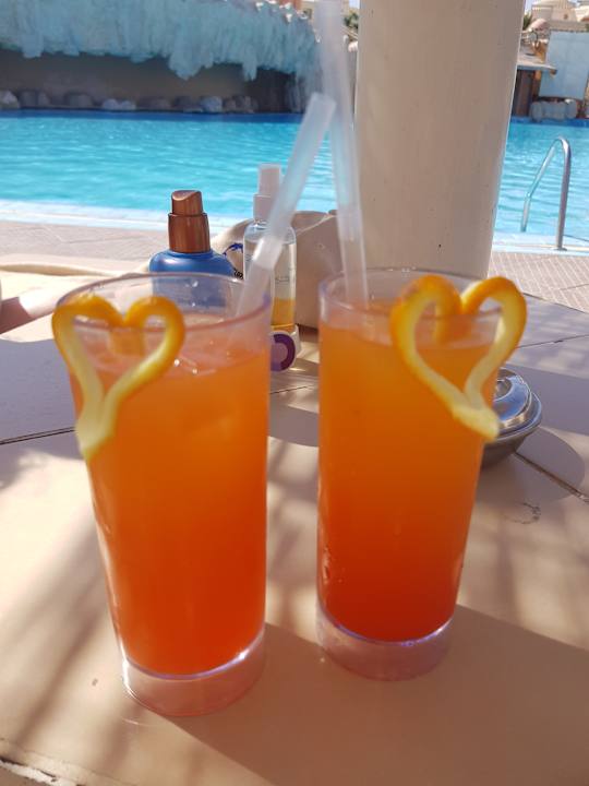 Pool Serenity Alpha Beach