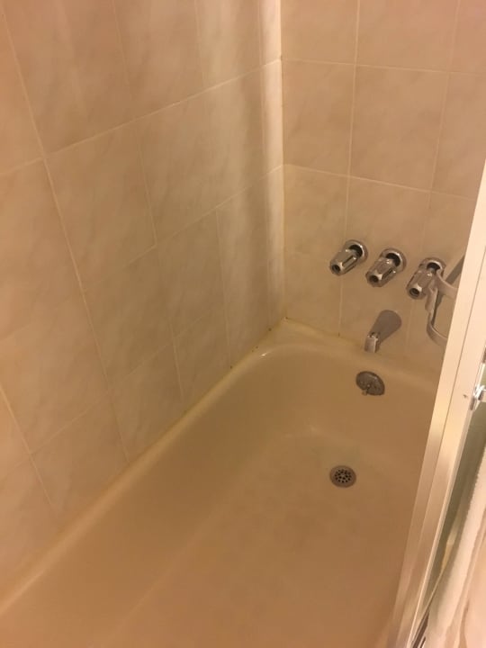 Die Dusche/Badewanne Hotel Travel Inn