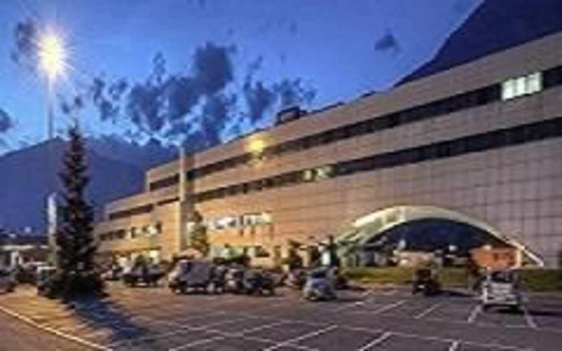 Esterno facciata Hotel Express Aosta East