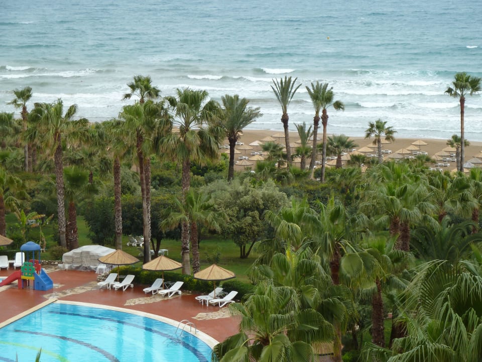 Pool und Strand Hotel Defne Garden