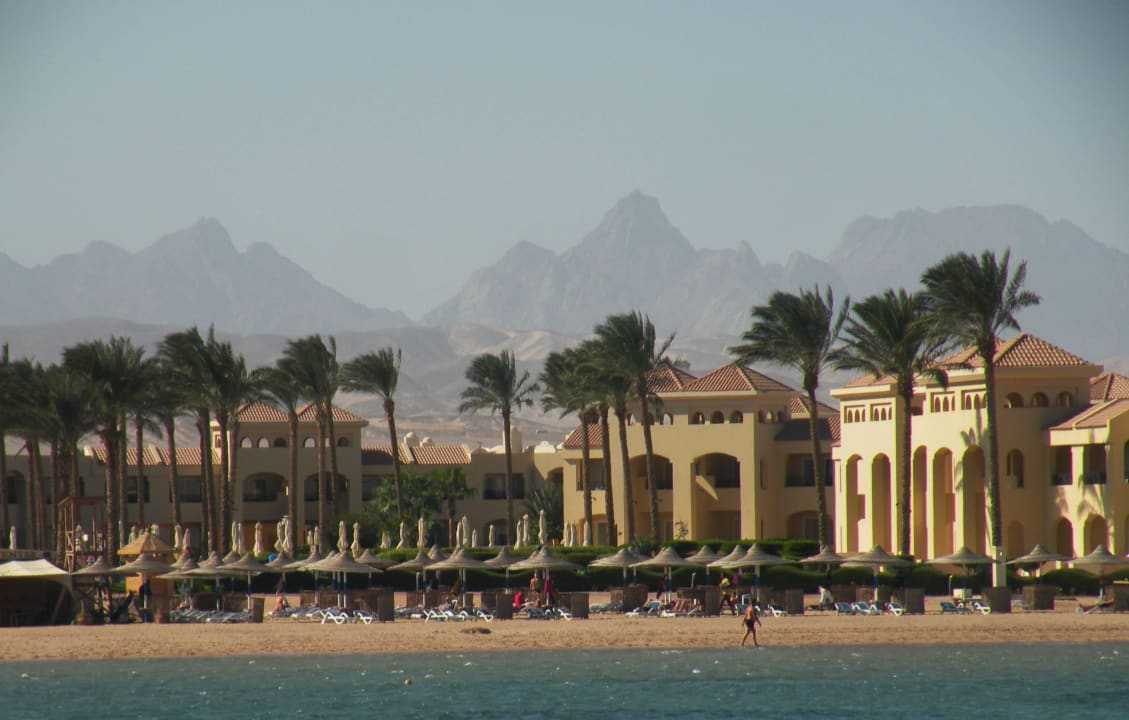 Weitläufiger sauberer Strand Cleopatra Luxury Resort Makadi Bay