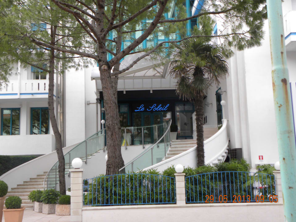 Haupteingang Hotel Le Soleil