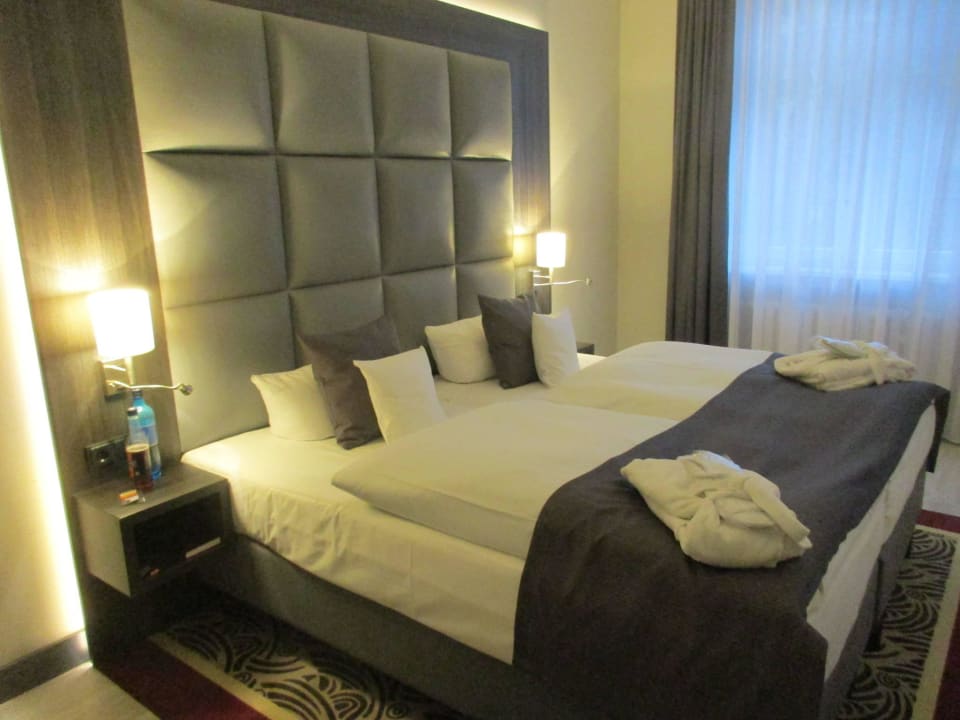 Grosses Bett Hotel Chemnitzer Hof