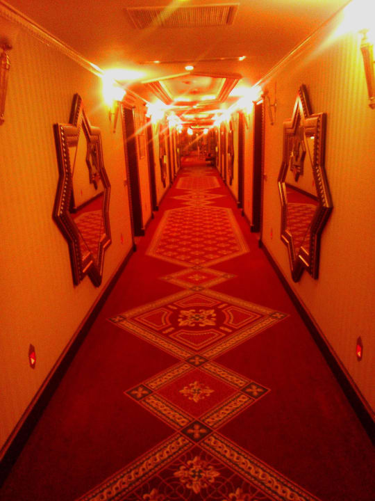 Zu den Zimmern Hotel Club Sera