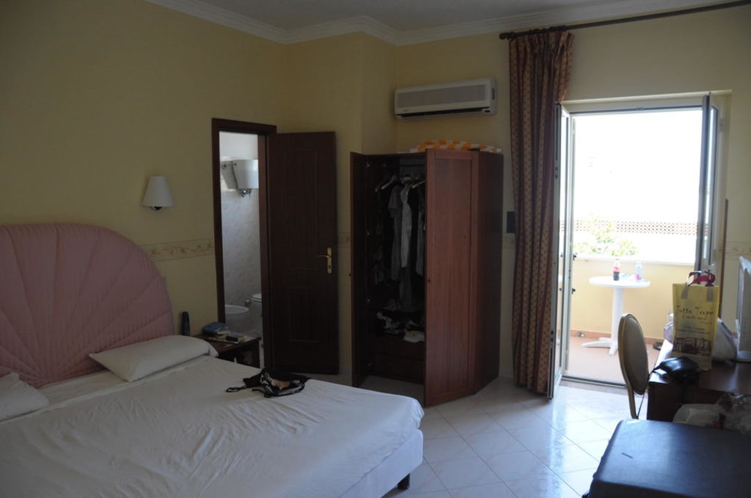 Der erste Blick Hotel Terrazzo sul Mare