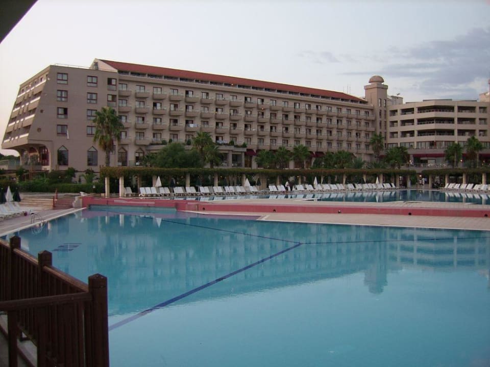 Baseny na zewnątrz Kaya Belek Hotel