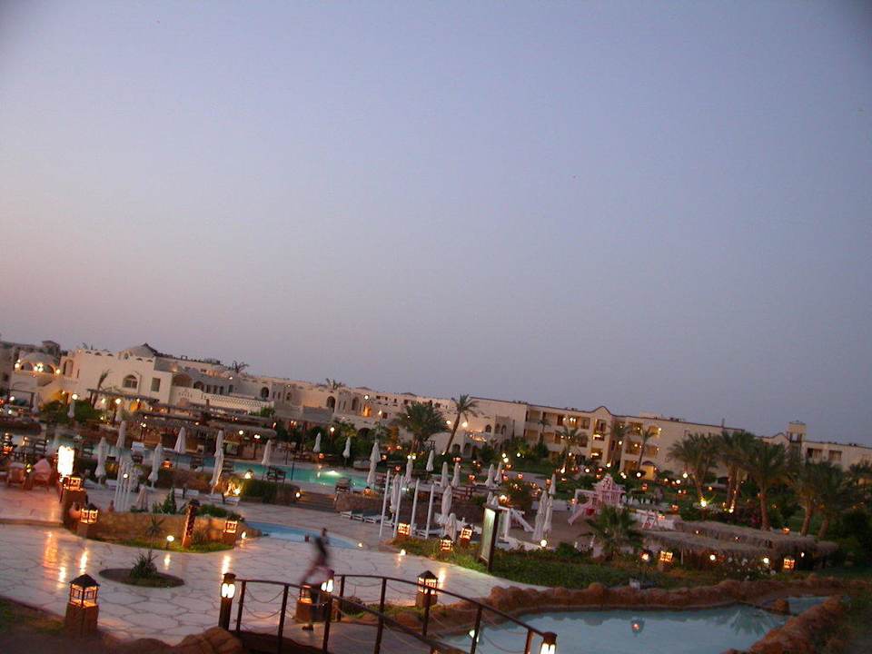 Überblick über die Hotelanlage Regency Plaza Aqua Park & Spa