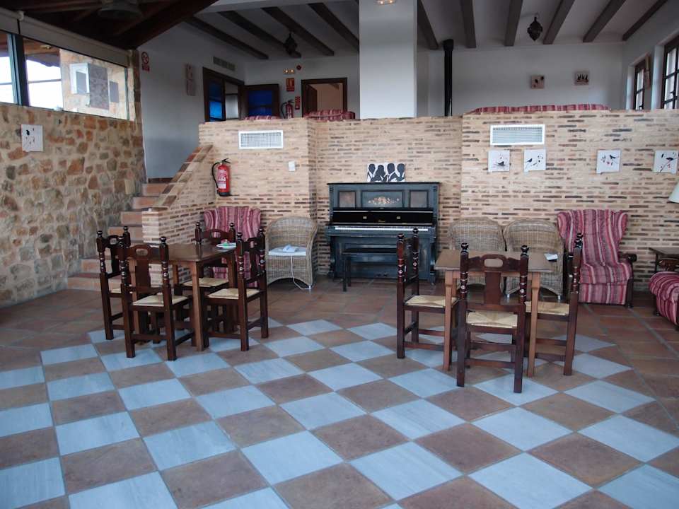 Бар отеля Hotel Alahuar