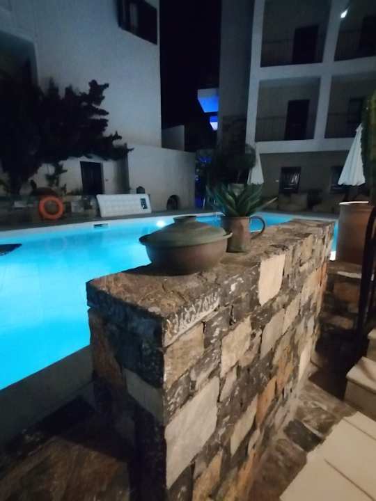 Gartenanlage Nami Hotel & Suites