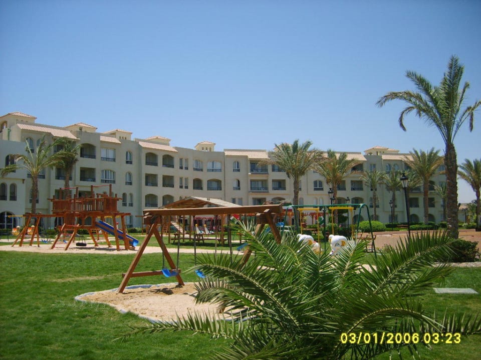 1000 Block mit Spielplatz Pickalbatros Dana Beach Resort - Hurghada