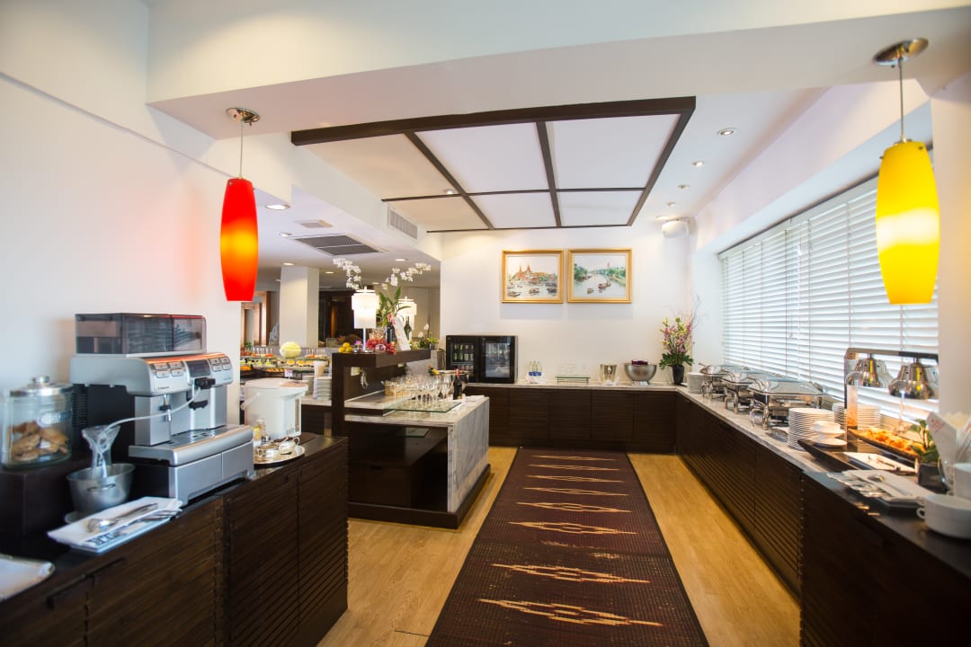 Lobby Ramada Plaza by Wyndham Bangkok Menam Riverside