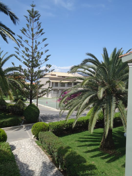 Außenansicht Acharavi Beach Hotel