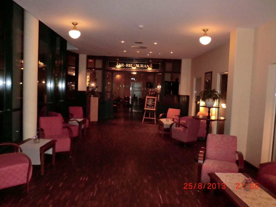 Vorraum zum Restaurant Hotel Donauwelle Linz