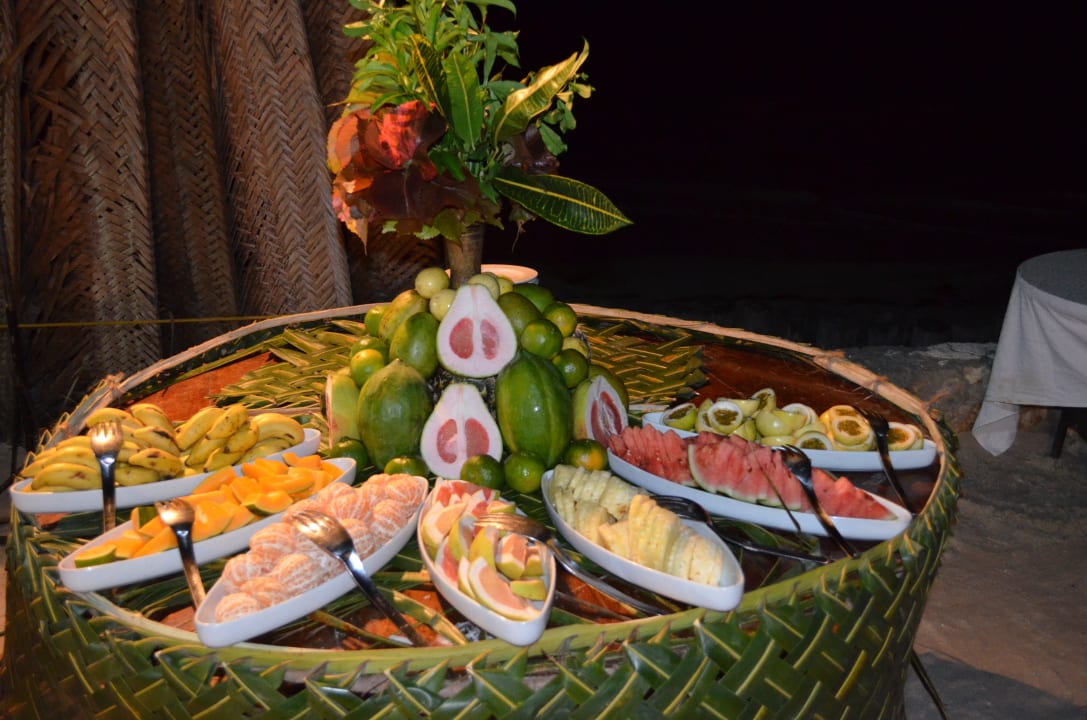 Lecker frisches Obst Sultan Sands Island Resort & Spa