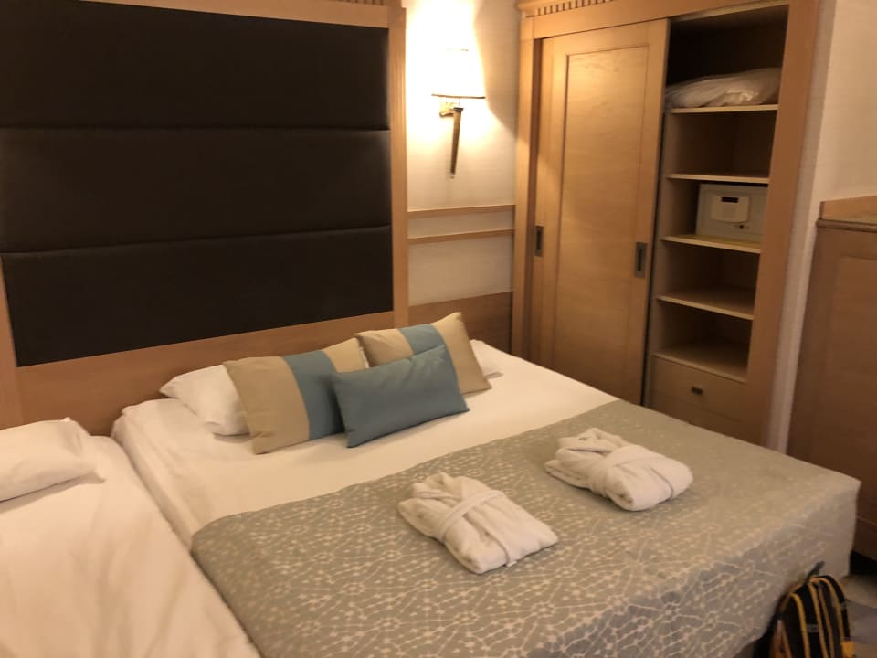Zimmer Fame Residence Lara & Spa