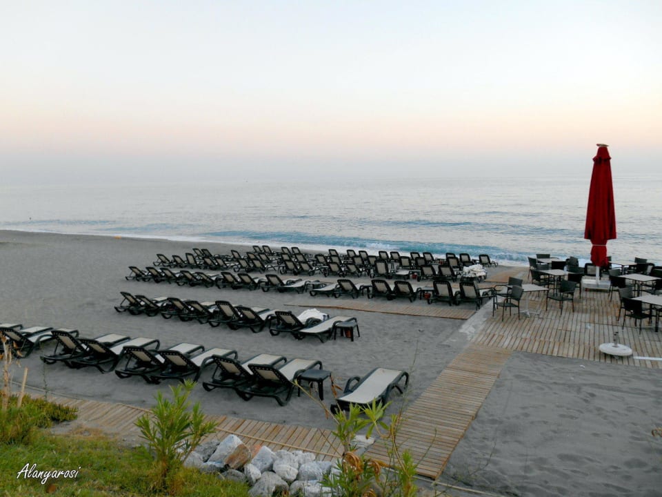 Strand vom Hotel  Diamond Hill Resort Hotel