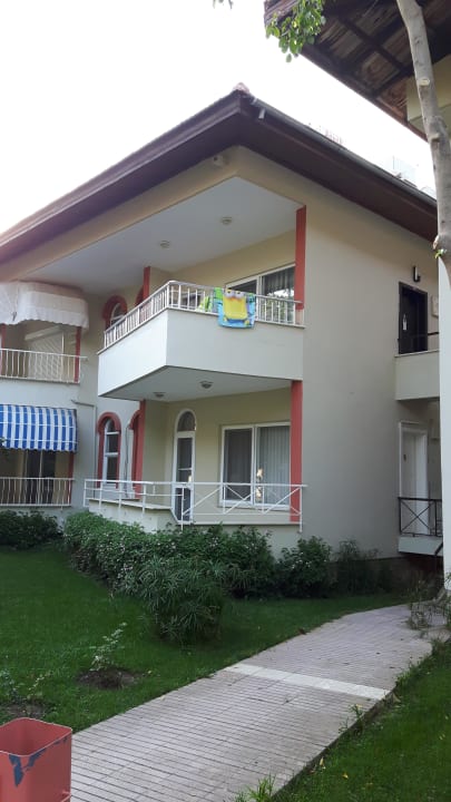 Appartementhaus im Garten  Hotel Sirma