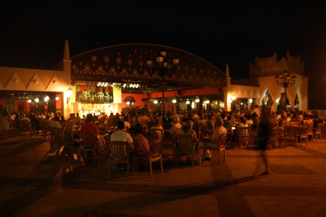 Bar und Theater Hotel Riu Funana