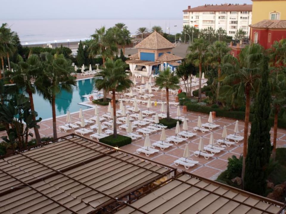 Aus dem Zimmer 9.00 Uhr Iberostar Waves Málaga Playa