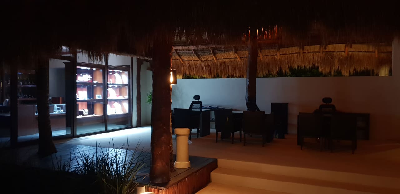 Lobby Akumal Bay Beach & Wellness Resort