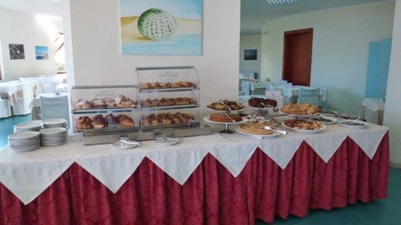 Süße Teilchen zum Frühstück Hotel Pedraladda